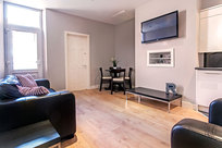 Medium sandyford property three bedroom student accomodation  4 